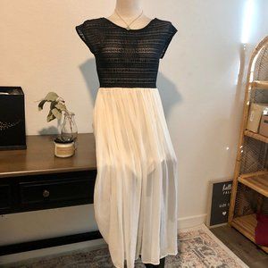 Easy to Wear Black and White Midi/Maxi Dress